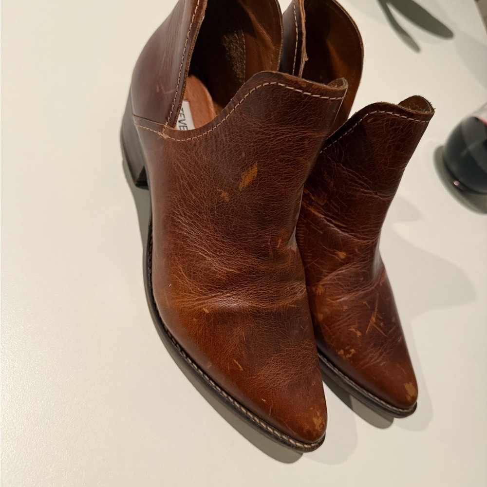 Steve Madden cognak leather ankle booties